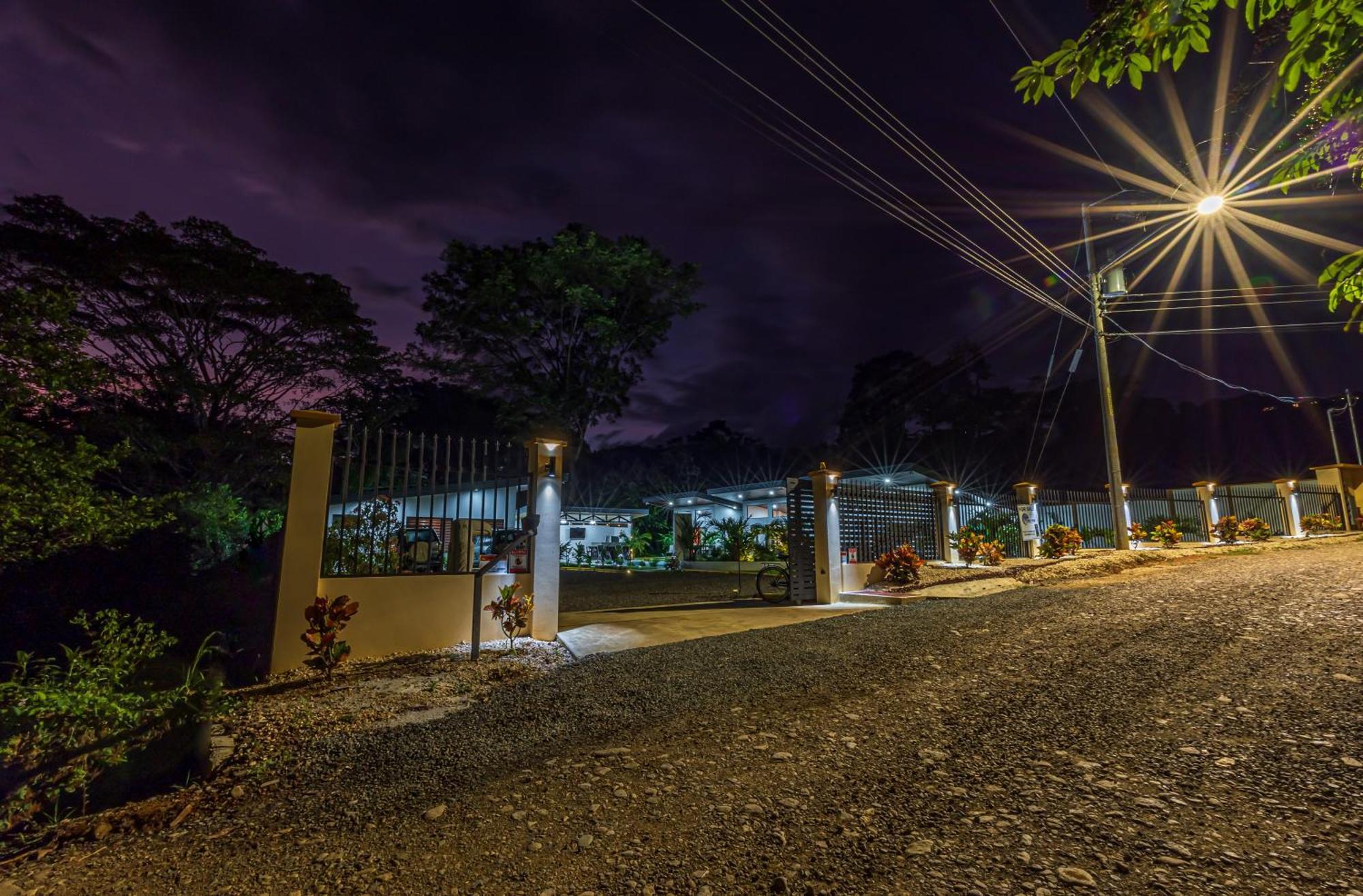Shalom Chamo Villas Uvita Luaran gambar