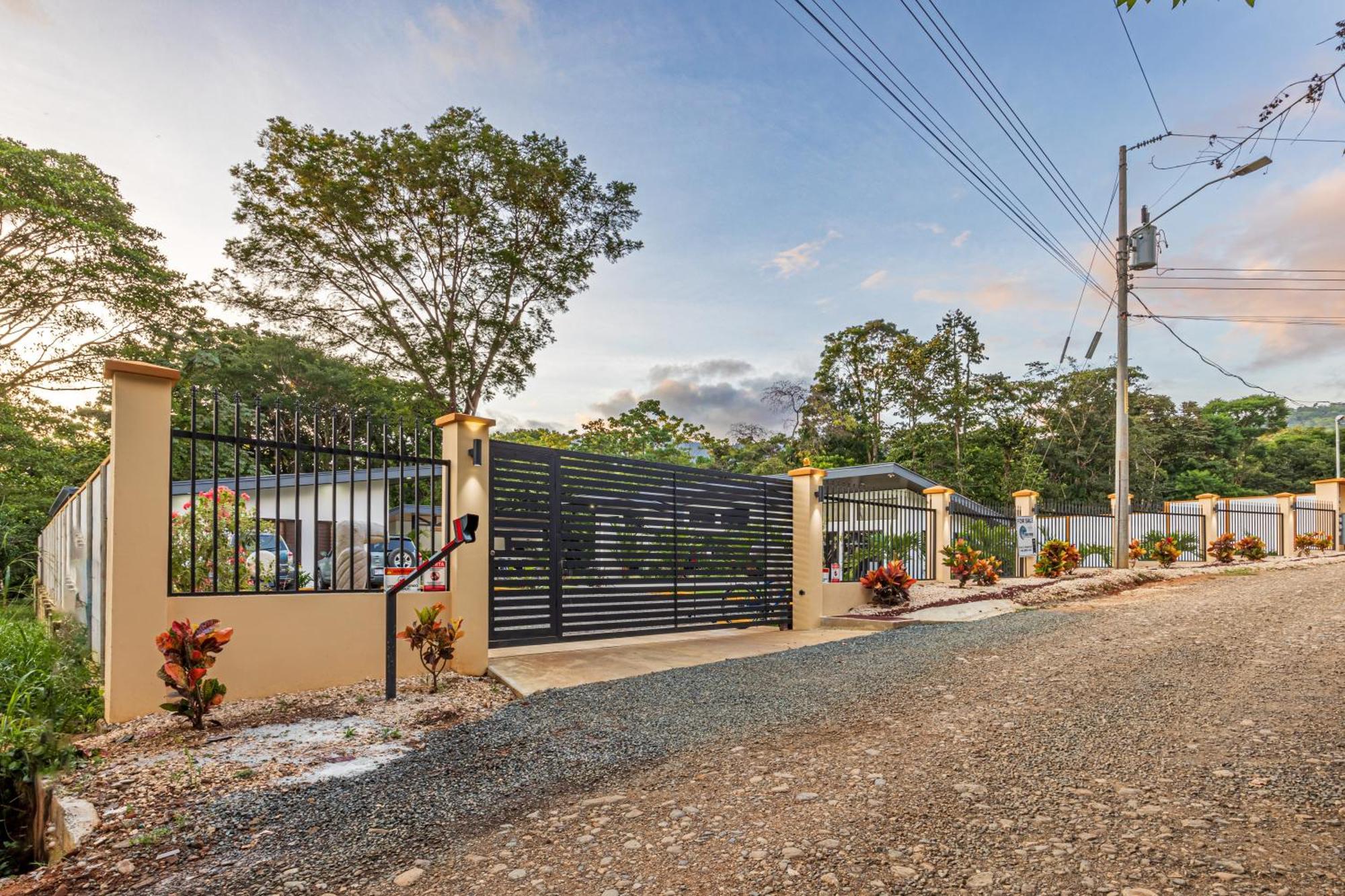 Shalom Chamo Villas Uvita Luaran gambar